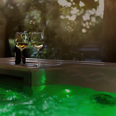 Otthon Foeldvaron Villa Balatonföldvár